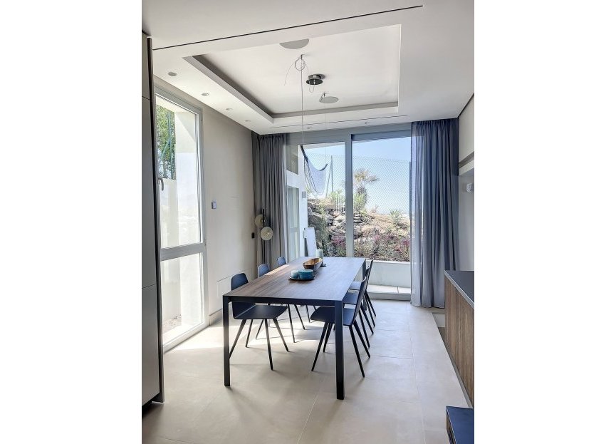 Reventa - House - Detached Villa - Marbella - Nueva Andalucia