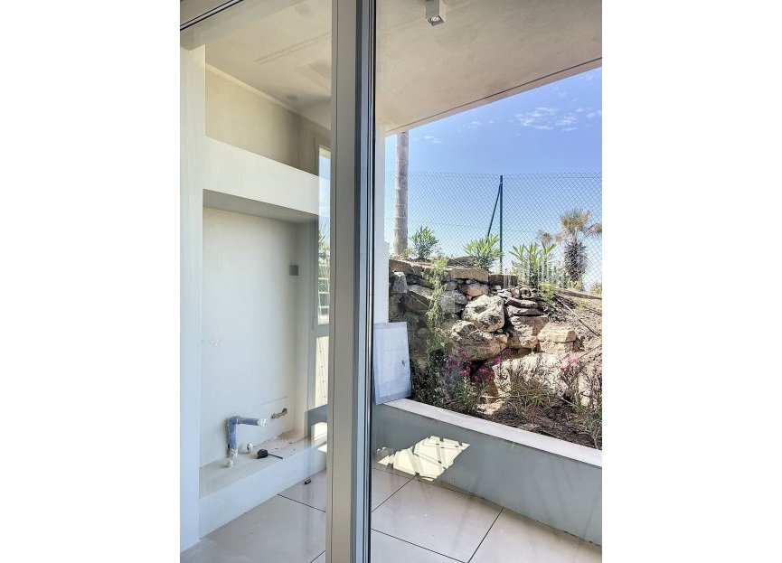 Reventa - House - Detached Villa - Marbella - Nueva Andalucia