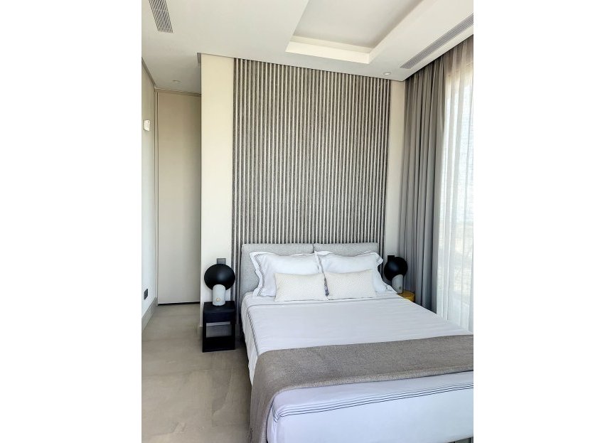 Reventa - House - Detached Villa - Marbella - Nueva Andalucia