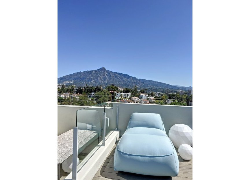 Reventa - House - Detached Villa - Marbella - Nueva Andalucia