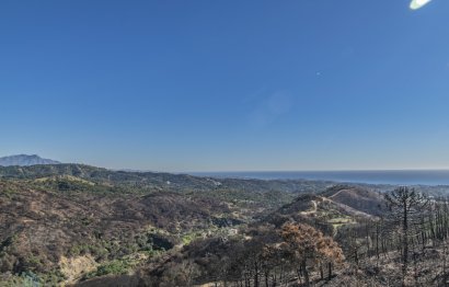 Resale - House - Detached Villa - Estepona - Estepona Centro