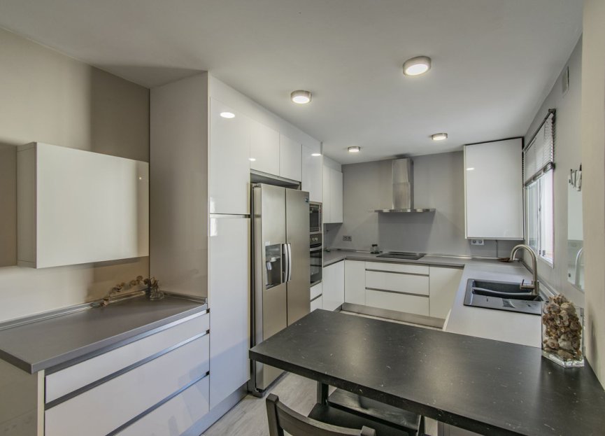 Reventa - Apartment - Middle Floor Apartment - Marbella - Marbella Centro