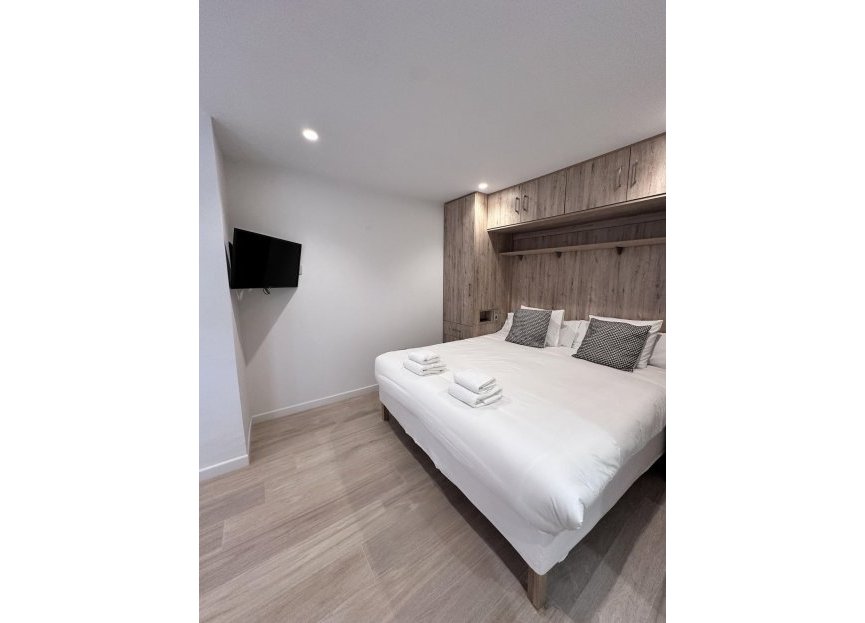 Resale - Apartment - Middle Floor Apartment - Marbella - Marbella Centro