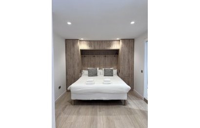 Resale - Apartment - Middle Floor Apartment - Marbella - Marbella Centro