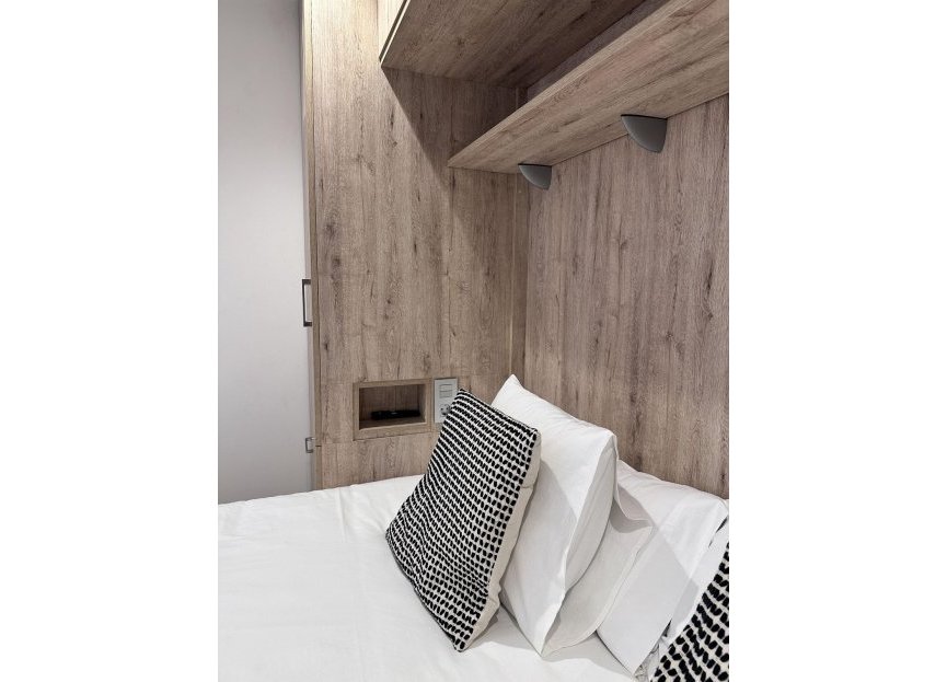 Resale - Apartment - Middle Floor Apartment - Marbella - Marbella Centro