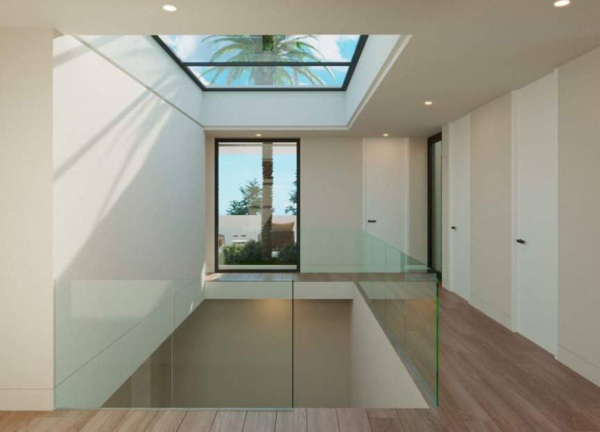 Resale - House - Detached Villa - Estepona - Estepona Centro