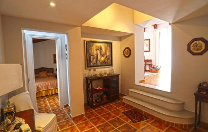 Resale - Apartment - Middle Floor Apartment - Marbella - Marbella Centro