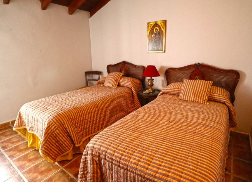 Resale - Apartment - Middle Floor Apartment - Marbella - Marbella Centro