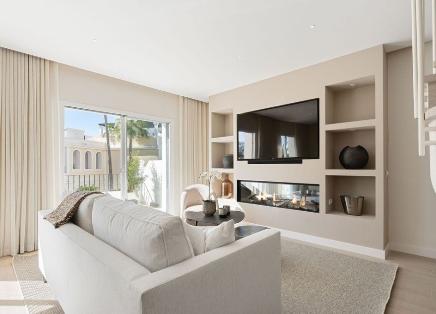 Resale - Apartment - Penthouse - Marbella - Nueva Andalucia