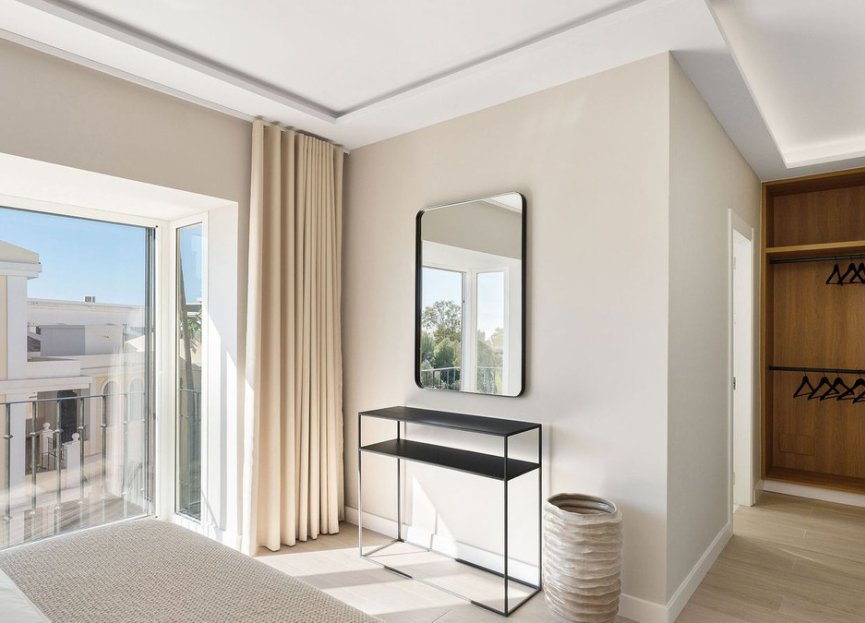 Resale - Apartment - Penthouse - Marbella - Nueva Andalucia