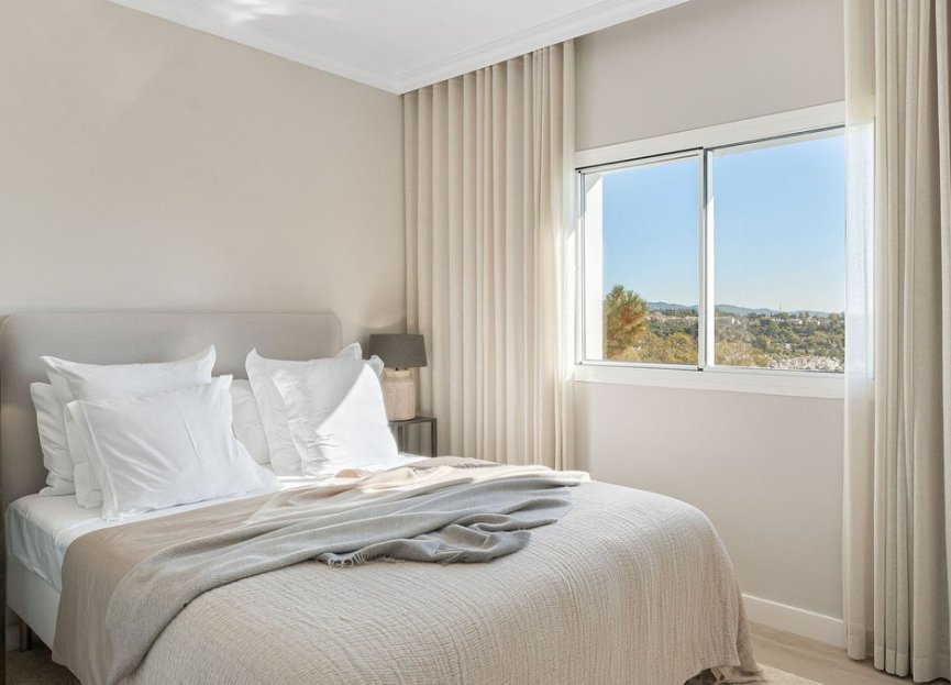 Resale - Apartment - Penthouse - Marbella - Nueva Andalucia