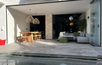 Resale - House - Detached Villa - Marbella - Nueva Andalucia