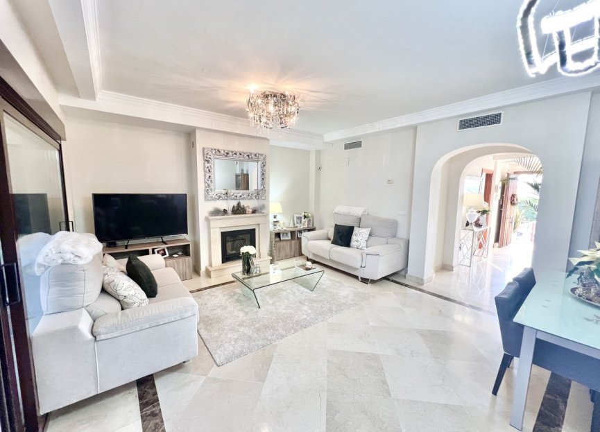 Reventa - House - Townhouse - Estepona - Estepona Centro