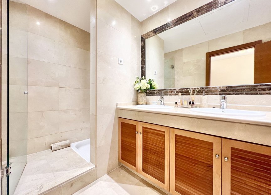 Reventa - House - Townhouse - Estepona - Estepona Centro