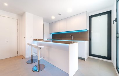 Resale - Apartment - Middle Floor Apartment - Fuengirola - Fuengirola Centro