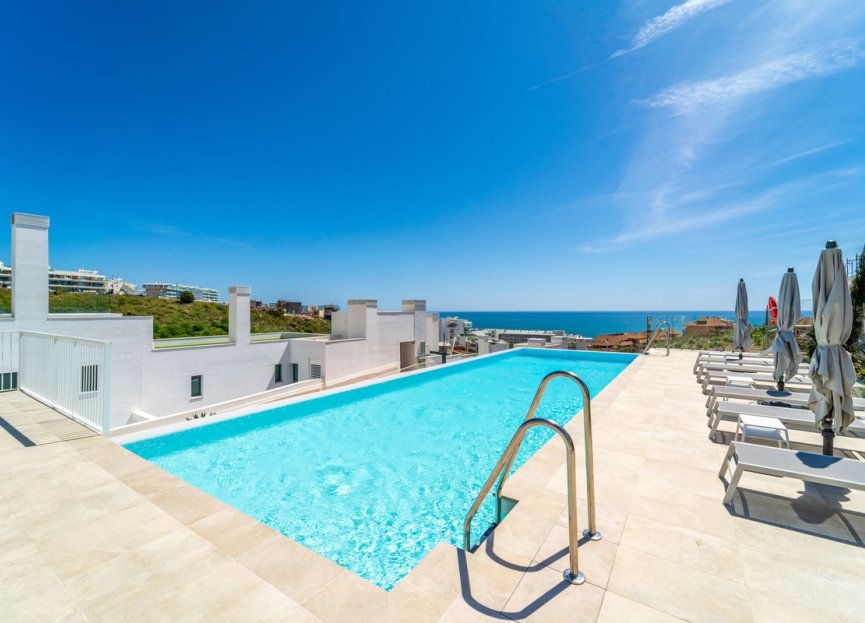 Resale - Apartment - Middle Floor Apartment - Fuengirola - Fuengirola Centro