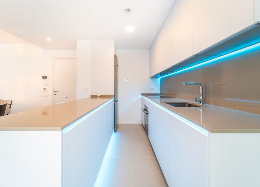 Resale - Apartment - Middle Floor Apartment - Fuengirola - Fuengirola Centro