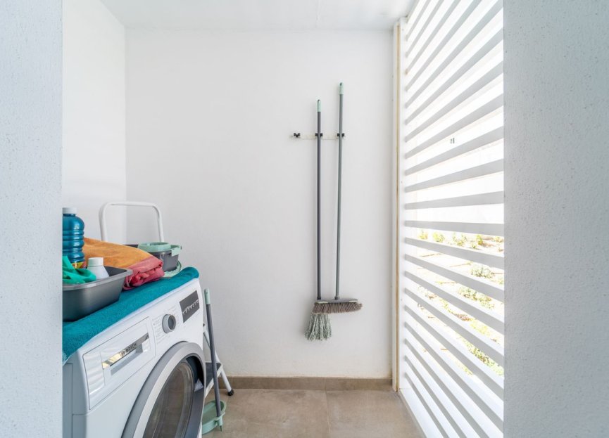 Resale - Apartment - Middle Floor Apartment - Fuengirola - Fuengirola Centro