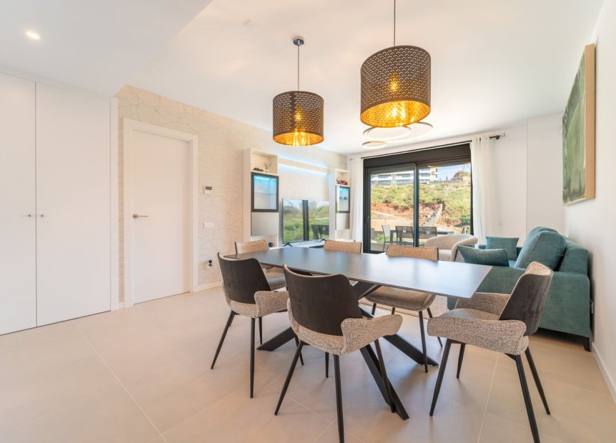 Resale - Apartment - Middle Floor Apartment - Fuengirola - Fuengirola Centro