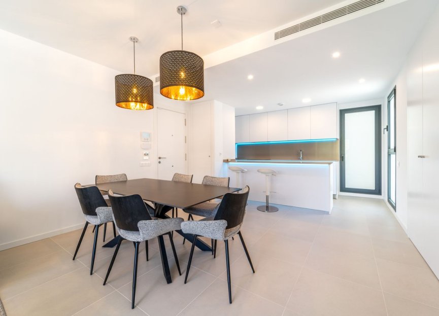 Resale - Apartment - Middle Floor Apartment - Fuengirola - Fuengirola Centro