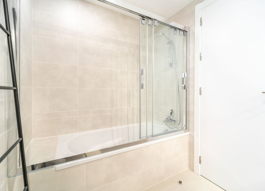 Resale - Apartment - Middle Floor Apartment - Fuengirola - Fuengirola Centro