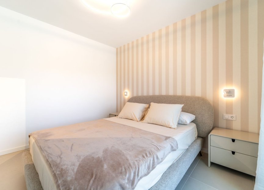 Resale - Apartment - Middle Floor Apartment - Fuengirola - Fuengirola Centro