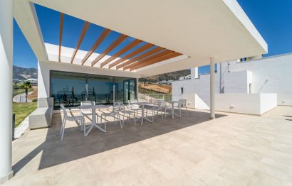 Resale - Apartment - Middle Floor Apartment - Fuengirola - Fuengirola Centro