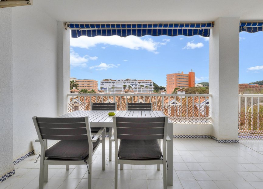 Resale - Apartment - Middle Floor Apartment - Fuengirola - Fuengirola Centro