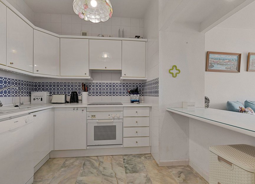 Resale - Apartment - Middle Floor Apartment - Fuengirola - Fuengirola Centro