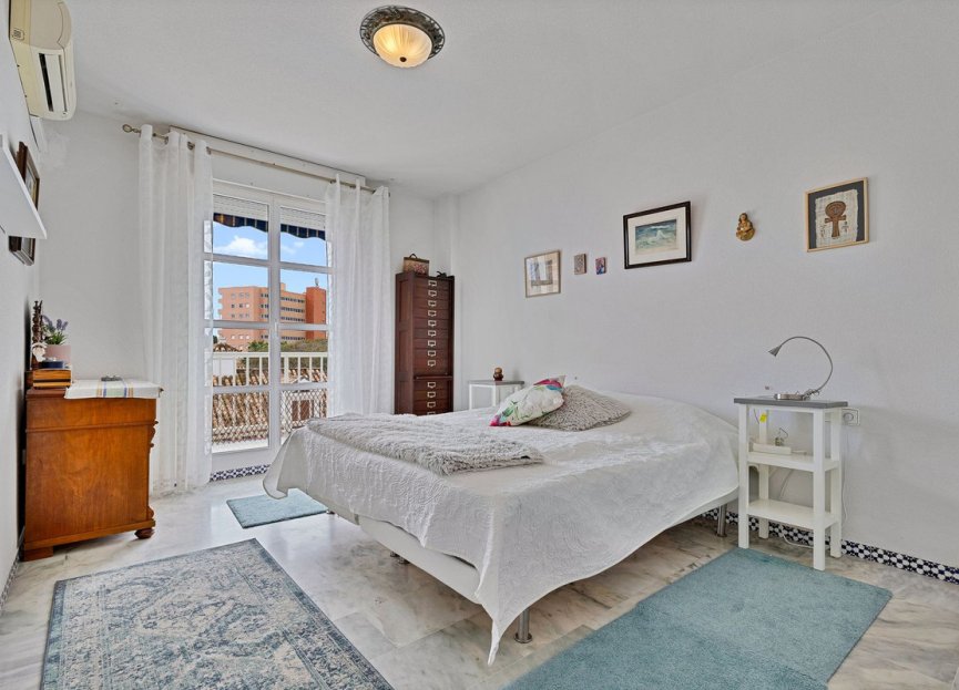 Resale - Apartment - Middle Floor Apartment - Fuengirola - Fuengirola Centro