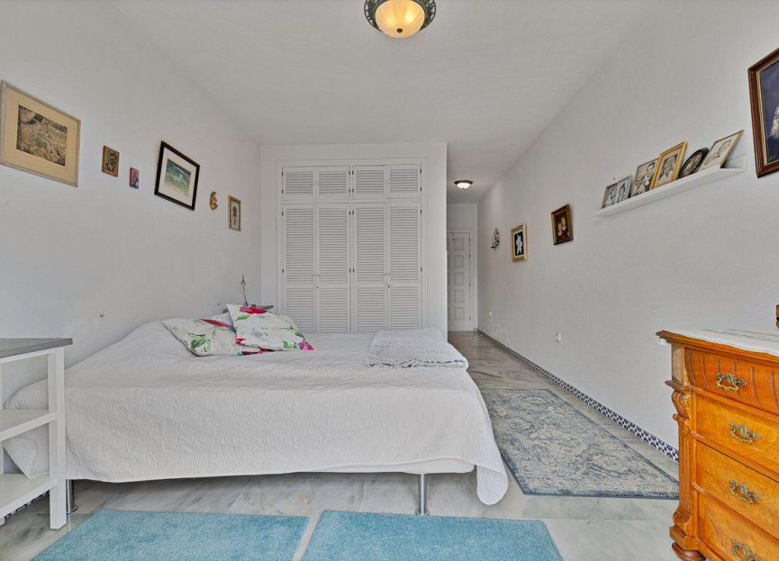 Resale - Apartment - Middle Floor Apartment - Fuengirola - Fuengirola Centro