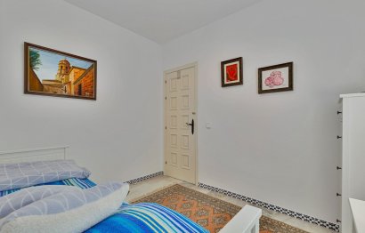 Resale - Apartment - Middle Floor Apartment - Fuengirola - Fuengirola Centro