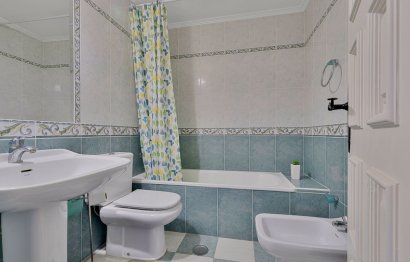 Resale - Apartment - Middle Floor Apartment - Fuengirola - Fuengirola Centro