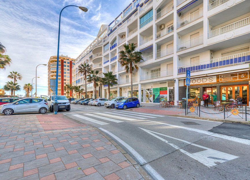 Resale - Apartment - Middle Floor Apartment - Fuengirola - Fuengirola Centro