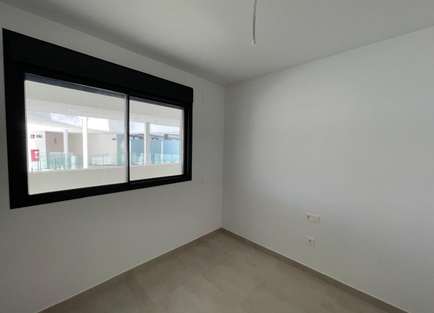 Resale - Apartment - Middle Floor Apartment - Fuengirola - Carvajal