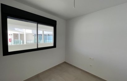 Resale - Apartment - Middle Floor Apartment - Fuengirola - Carvajal