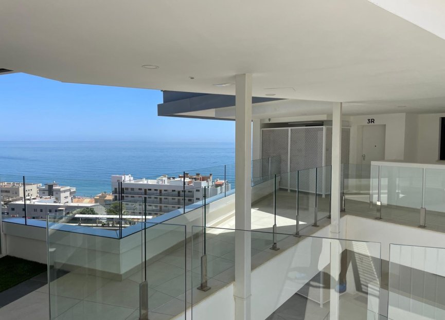 Resale - Apartment - Middle Floor Apartment - Fuengirola - Carvajal