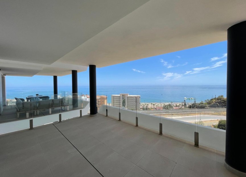 Resale - Apartment - Middle Floor Apartment - Fuengirola - Carvajal
