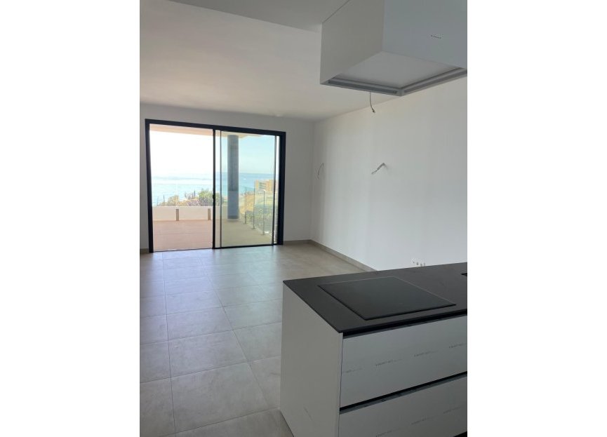 Resale - Apartment - Middle Floor Apartment - Fuengirola - Carvajal