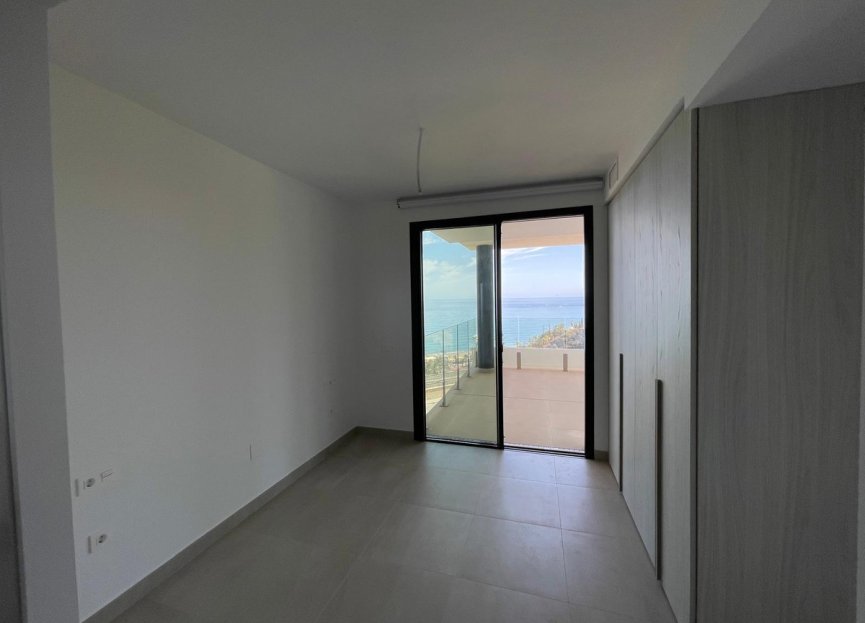 Resale - Apartment - Middle Floor Apartment - Fuengirola - Carvajal