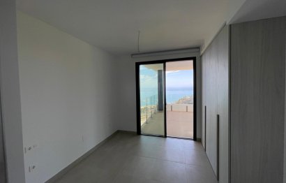 Resale - Apartment - Middle Floor Apartment - Fuengirola - Carvajal