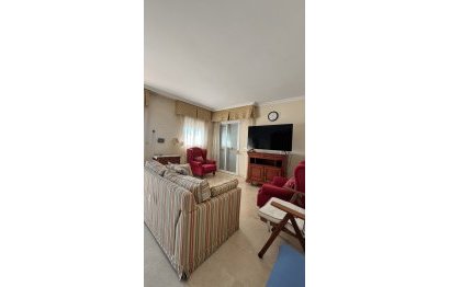 Resale - Apartment - Middle Floor Apartment - Fuengirola - Fuengirola Centro