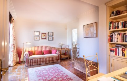 Resale - Apartment - Penthouse - Marbella - Nueva Andalucia