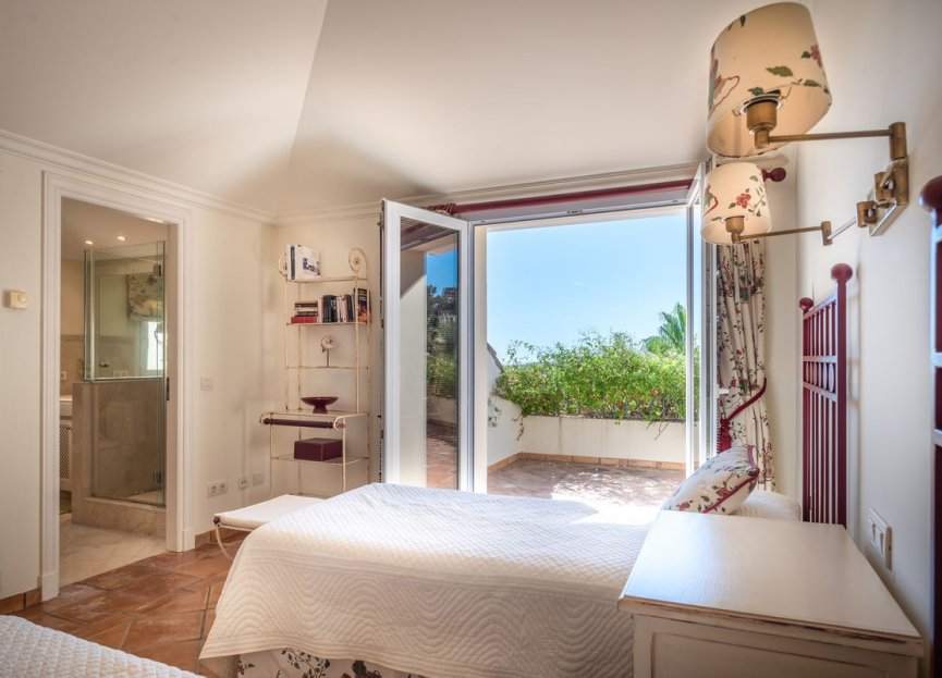 Resale - Apartment - Penthouse - Marbella - Nueva Andalucia