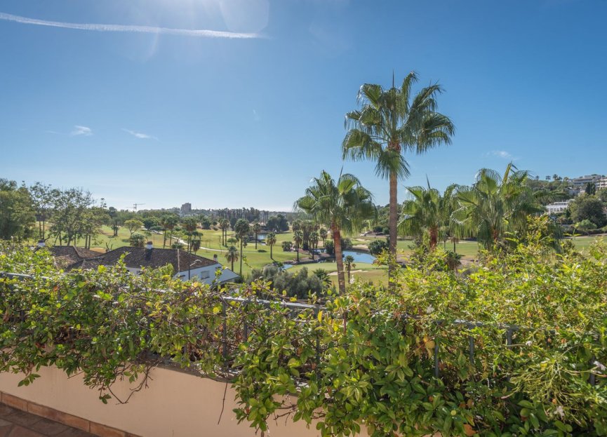 Resale - Apartment - Penthouse - Marbella - Nueva Andalucia