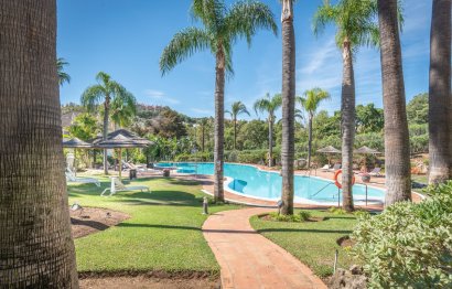 Resale - Apartment - Penthouse - Marbella - Nueva Andalucia