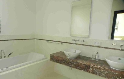 Reventa - House - Semi-Detached House - Marbella - Sierra Blanca