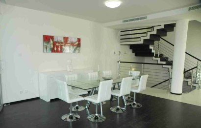 Reventa - House - Semi-Detached House - Marbella - Sierra Blanca