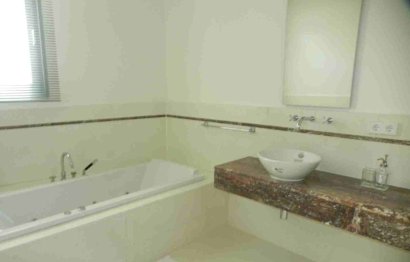 Reventa - House - Semi-Detached House - Marbella - Sierra Blanca