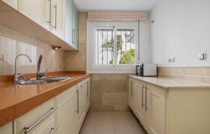 Resale - Apartment - Duplex - Marbella - Nueva Andalucia